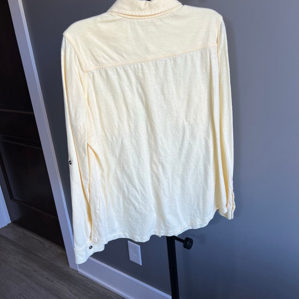 Carhartt Women's Yellow Button Down Shirt Top with Roll Tab Sleeves Size Large - Picture 5 of 8